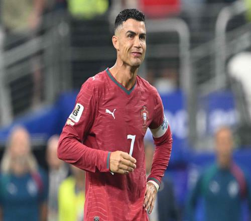 ESPN记者：皇马为琼阿梅尼标价9000万欧，今夏或出售他；邮报：曼联未来数月可能会和B费进行新合同谈判